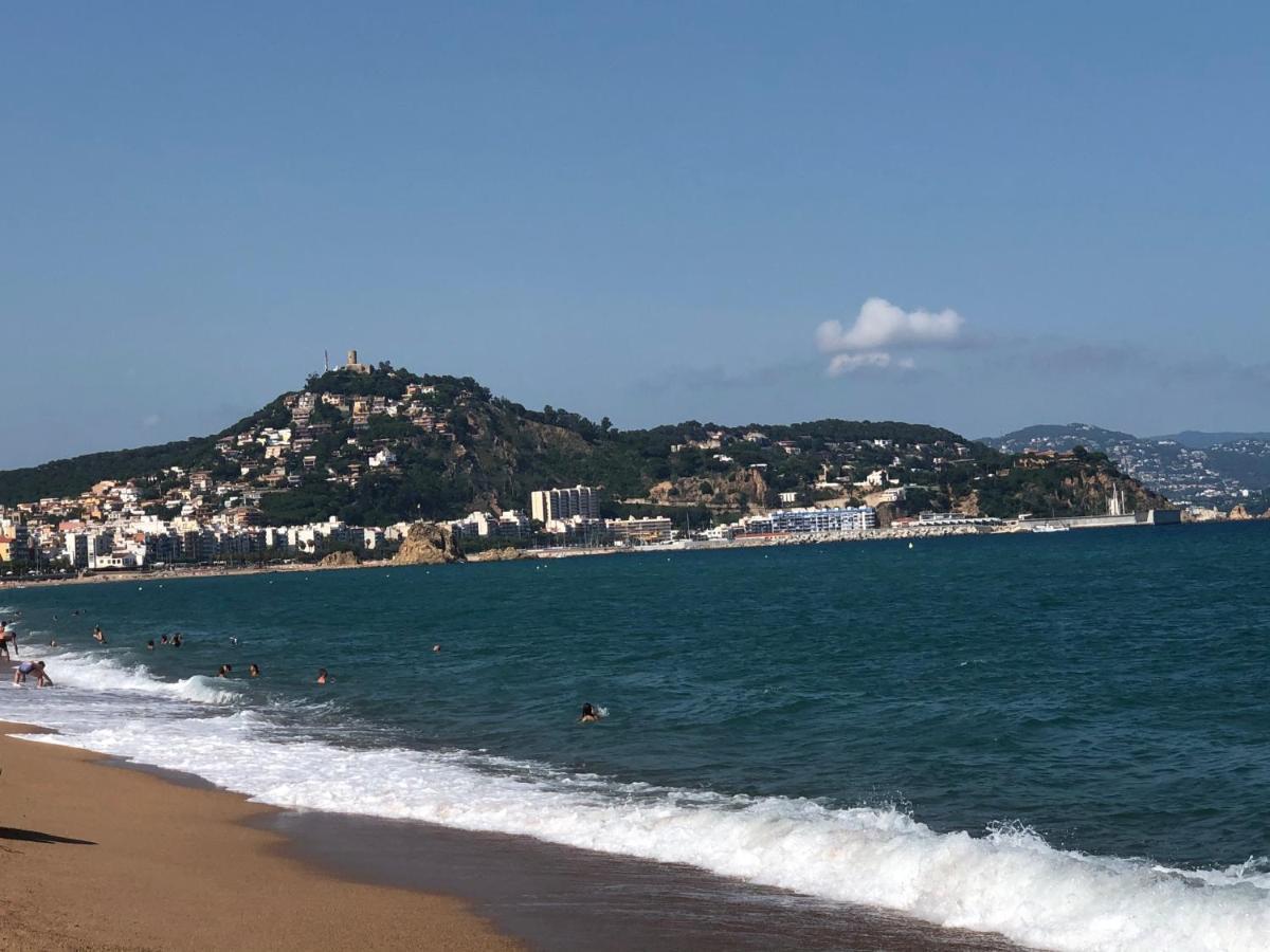 Apartment Direkt Am Strand Blanes Exterior photo